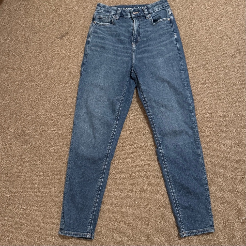American Eagle Curvy Mom Jeans